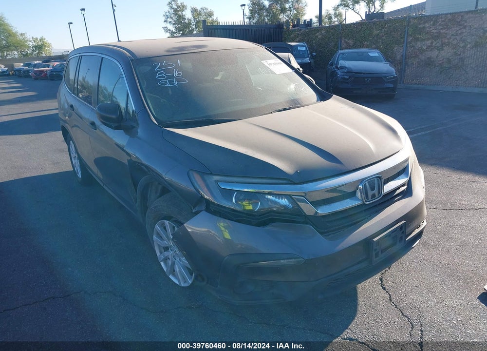 2019 HONDA PILOT LX VIN: 5FNYF5H11KB031743