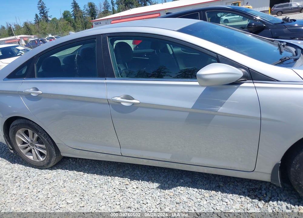 2011 HYUNDAI SONATA GLS VIN: 5NPEB4AC4BH180122