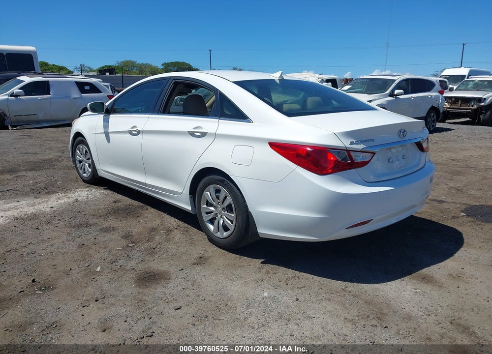 2013 HYUNDAI SONATA GLS VIN: 5NPEB4AC4DH521084
