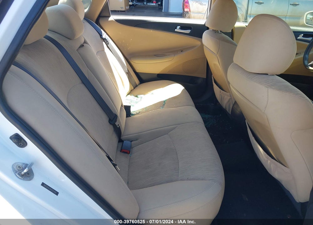 2013 HYUNDAI SONATA GLS VIN: 5NPEB4AC4DH521084