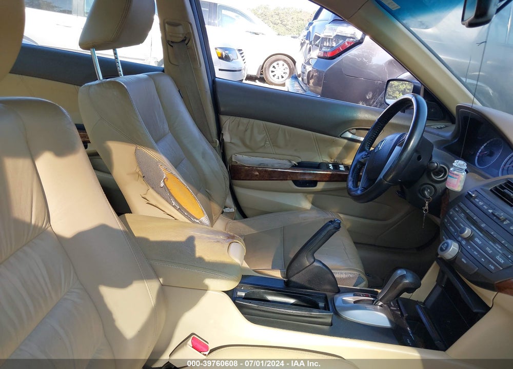 2010 HONDA ACCORD 3.5 EX-L VIN: 1HGCP3F81AA017135