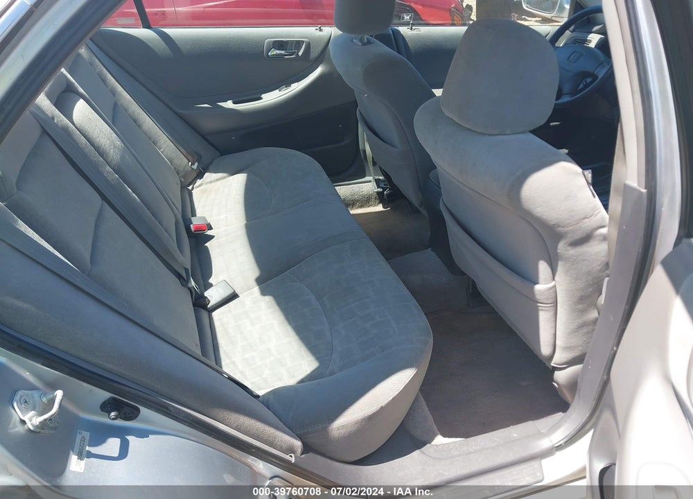 2001 HONDA ACCORD 2.3 EX VIN: 1HGCG56681A102614