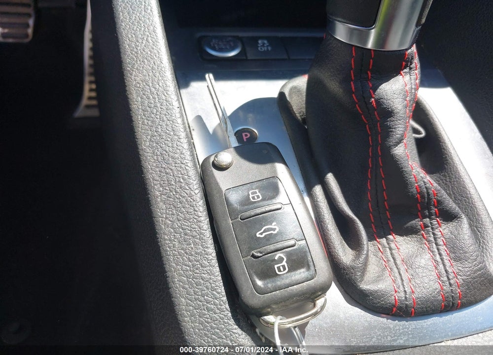 2014 VOLKSWAGEN JETTA GLI EDITION 30 W/NAV VIN: 3VW4T7AJ5EM290116