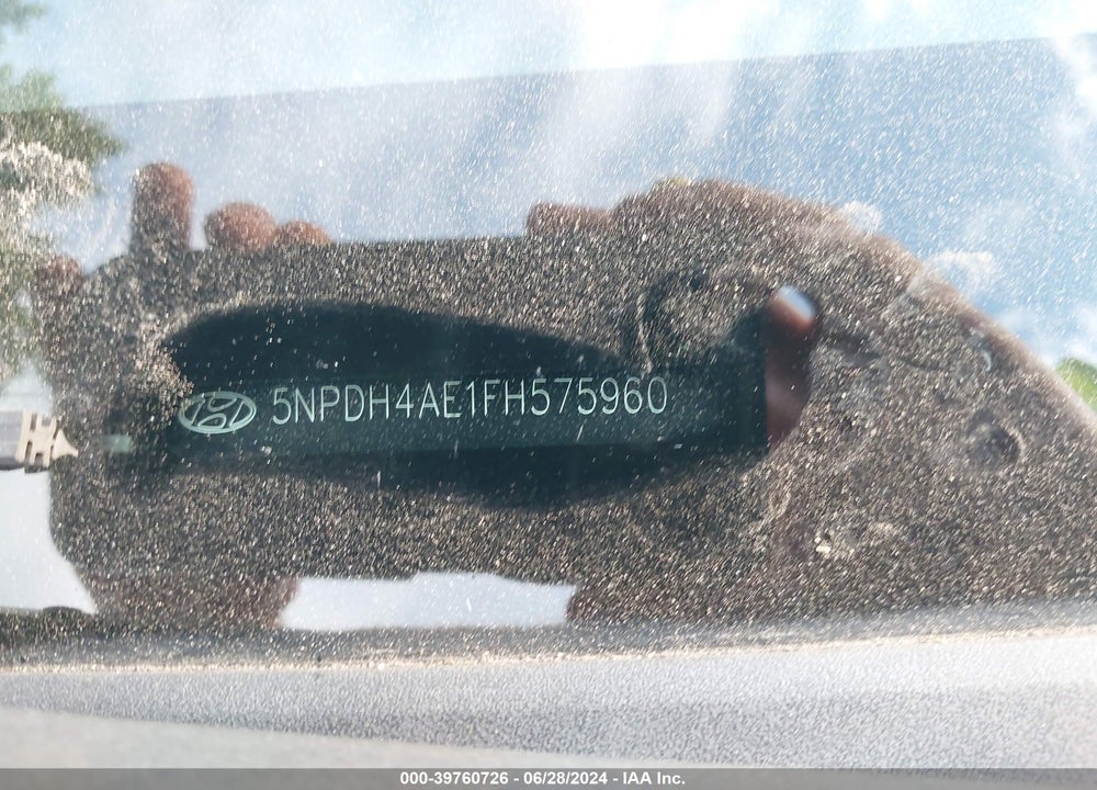 2015 HYUNDAI ELANTRA SE VIN: 5NPDH4AE1FH575960