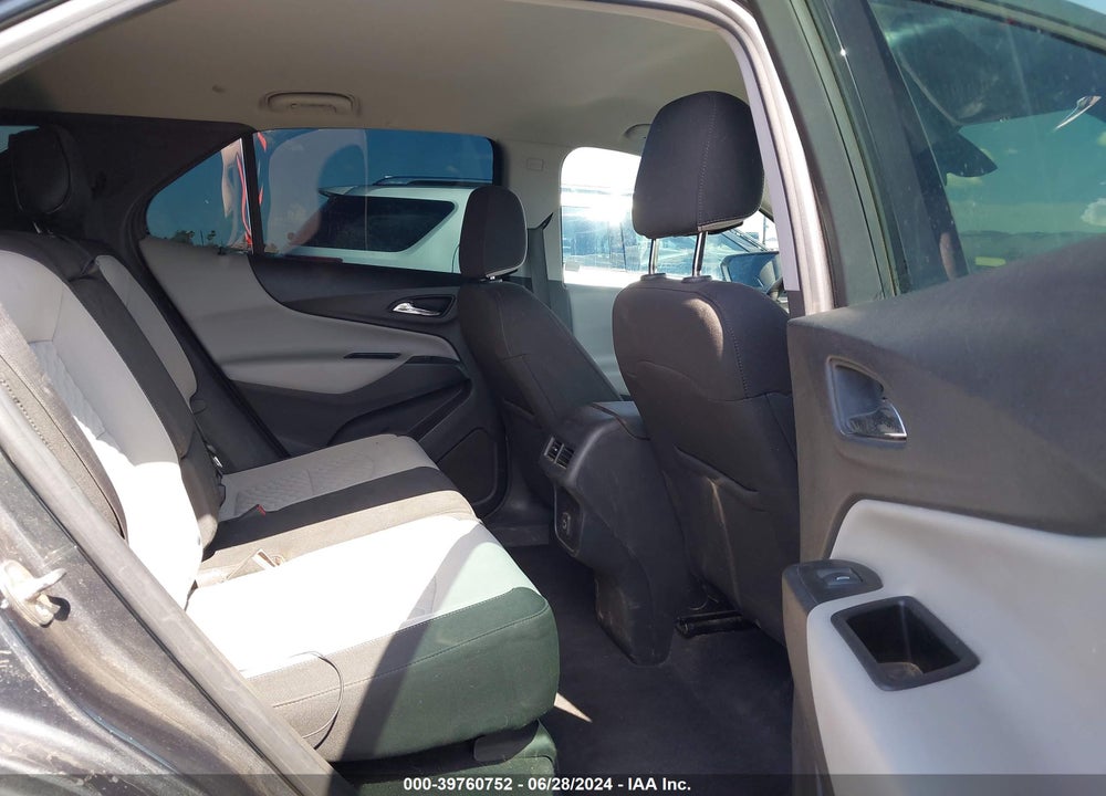 2019 CHEVROLET EQUINOX LS VIN: 3GNAXHEV7KS678539