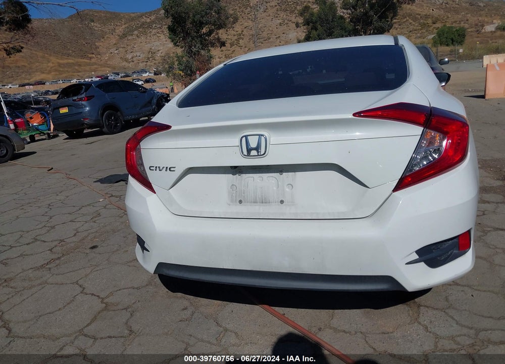 2018 HONDA CIVIC LX VIN: 2HGFC2F5XJH553074