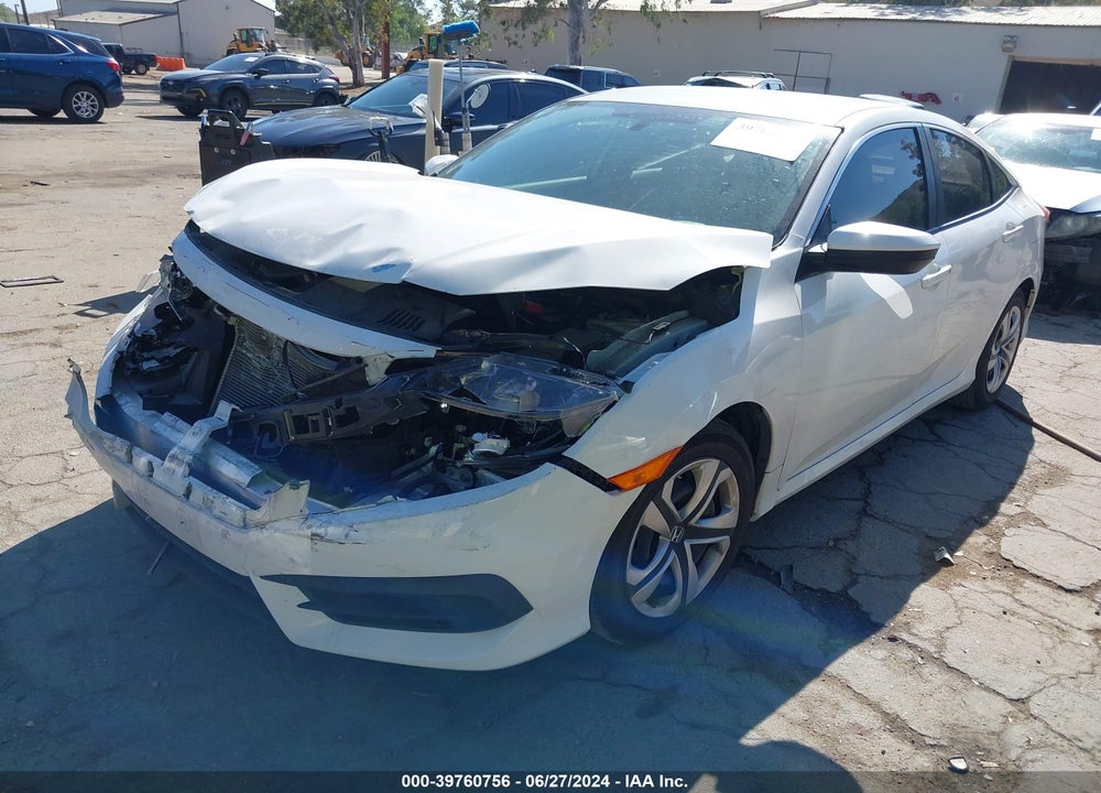 2018 HONDA CIVIC LX VIN: 2HGFC2F5XJH553074