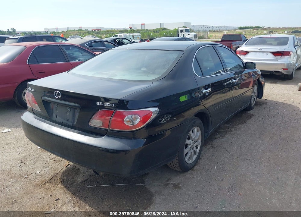 2002 LEXUS ES 300 VIN: JTHBF30G125022728