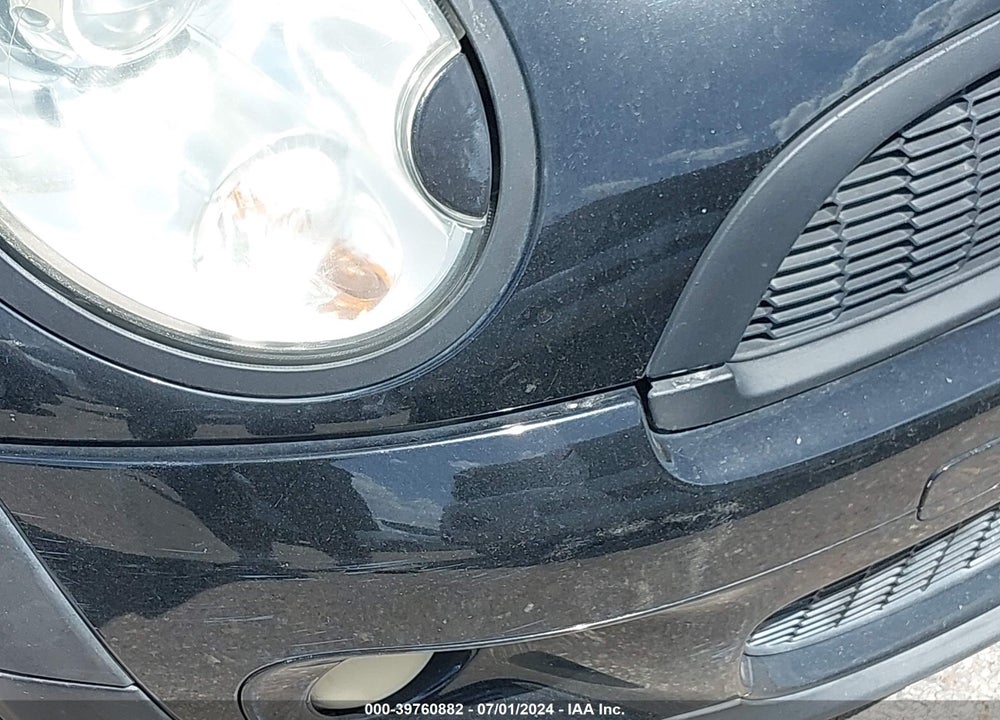 2009 MINI COOPER S VIN: WMWMF73579TT98218