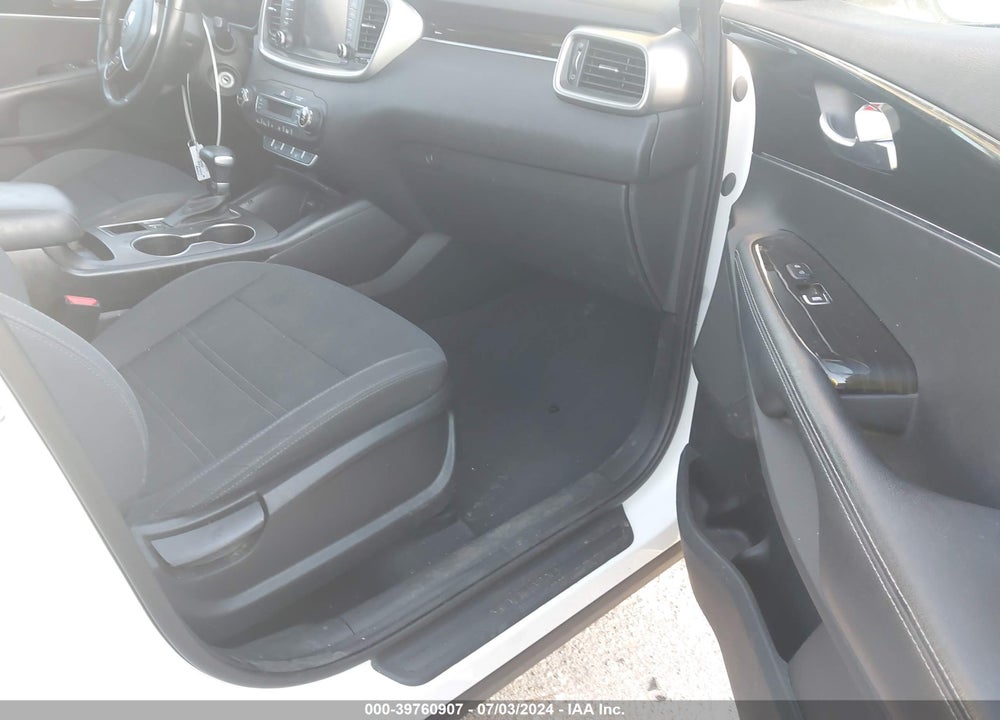 2020 KIA SORENTO 2.4L LX VIN: 5XYPG4A33LG707912