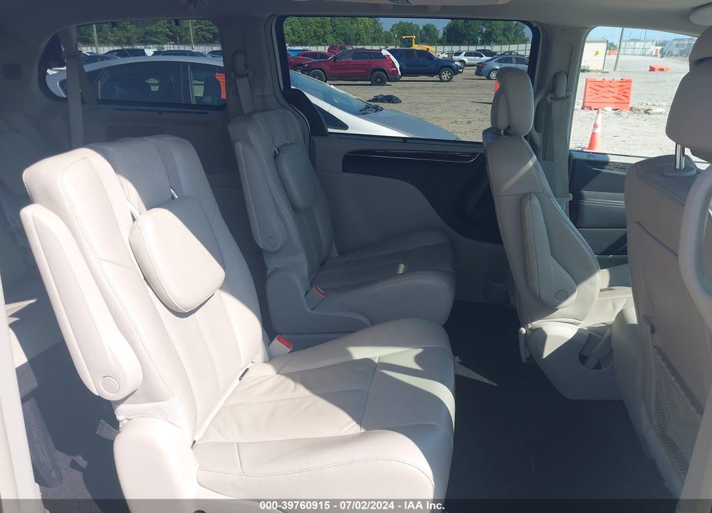 2014 CHRYSLER TOWN & COUNTRY LIMITED VIN: 2C4RC1GG9ER237137