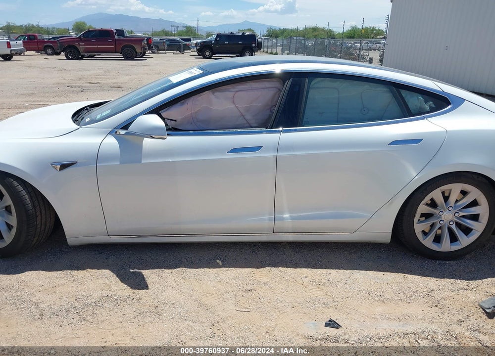 2020 TESLA MODEL S VIN: 5YJSA1E28LF364212
