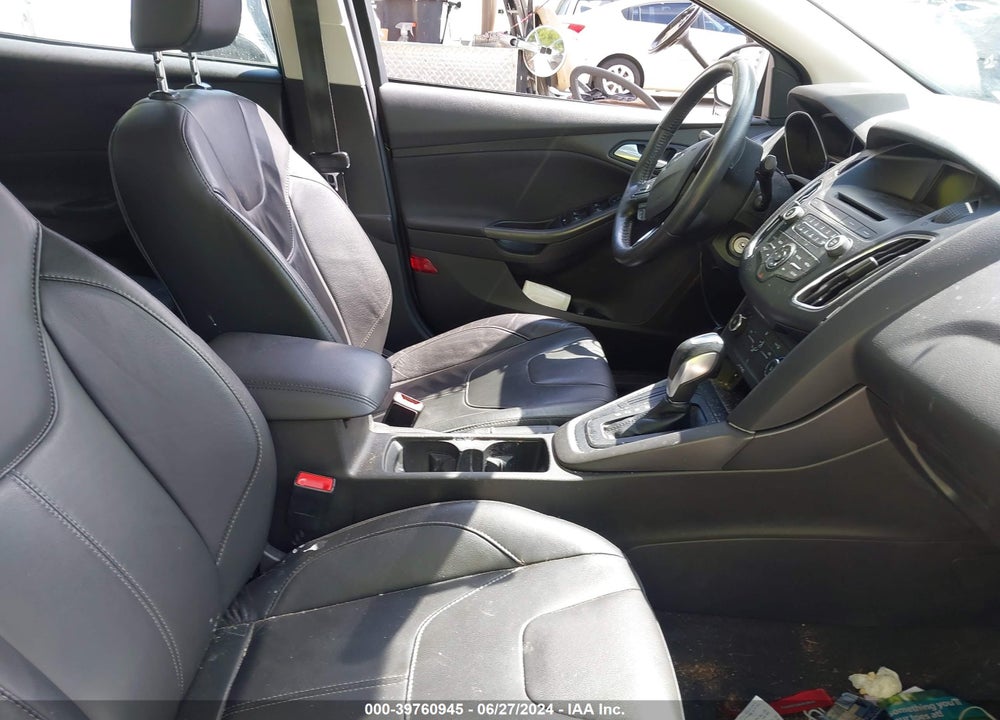 2016 FORD FOCUS SE VIN: 1FADP3F29GL309858