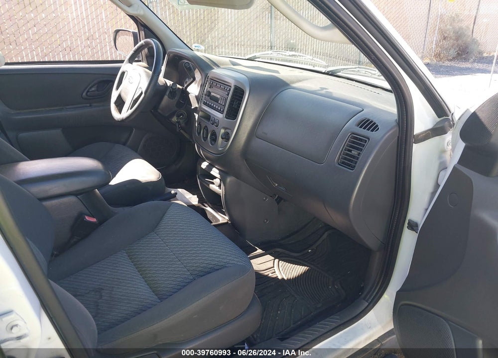 2004 FORD ESCAPE XLT VIN: 1FMCU03134KA55957