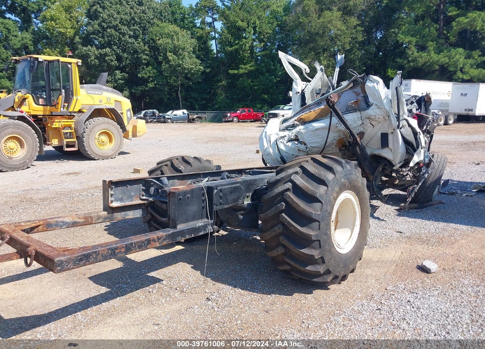 2005 INTERNATIONAL 8000 8600 VIN: 1HSHWSANX5J080357