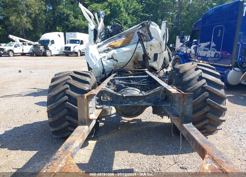 2005 INTERNATIONAL 8000 8600 VIN: 1HSHWSANX5J080357