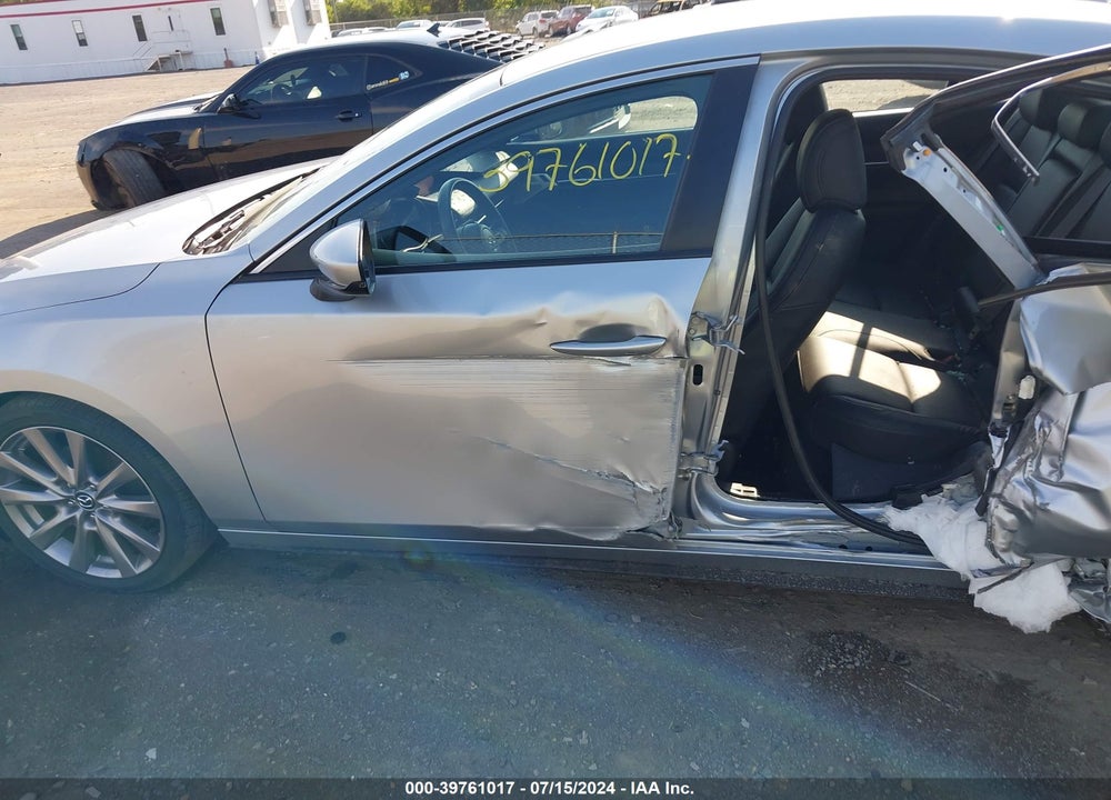 2020 MAZDA 3 PREFERRED PACKAGE VIN: JM1BPBDM3L1171773