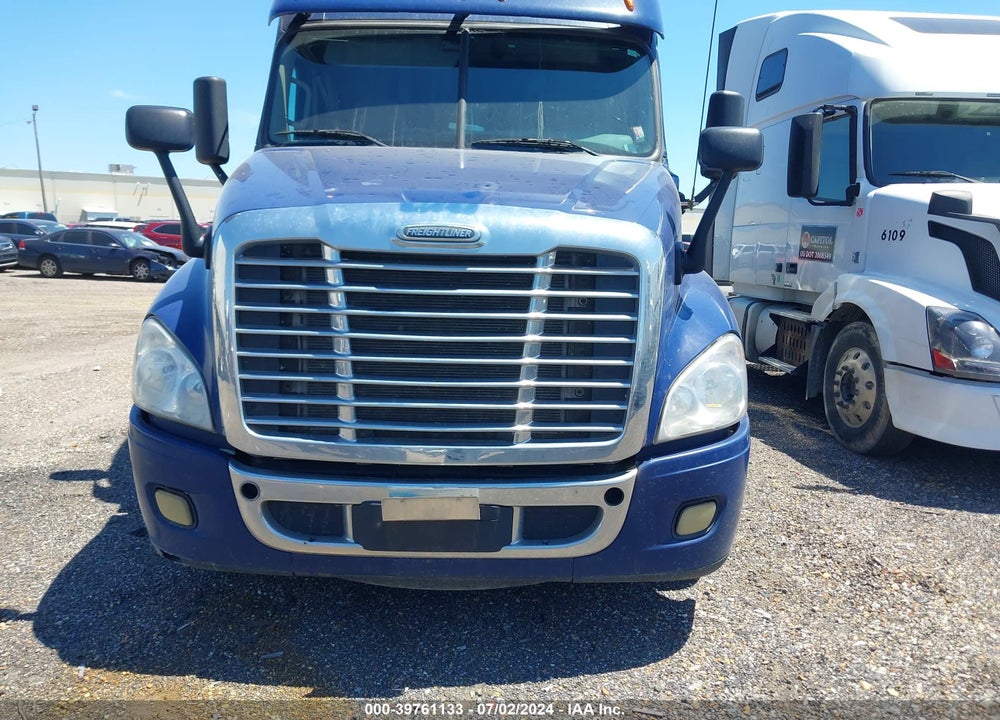 2015 FREIGHTLINER CASCADIA 125 VIN: 3AKJGLD59FSFU4978