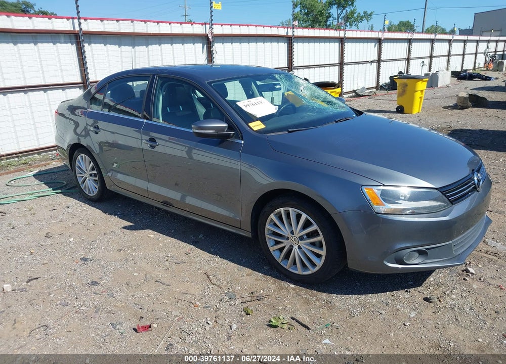 2014 VOLKSWAGEN JETTA 2.0L TDI VIN: 3VWLL7AJ6EM416611