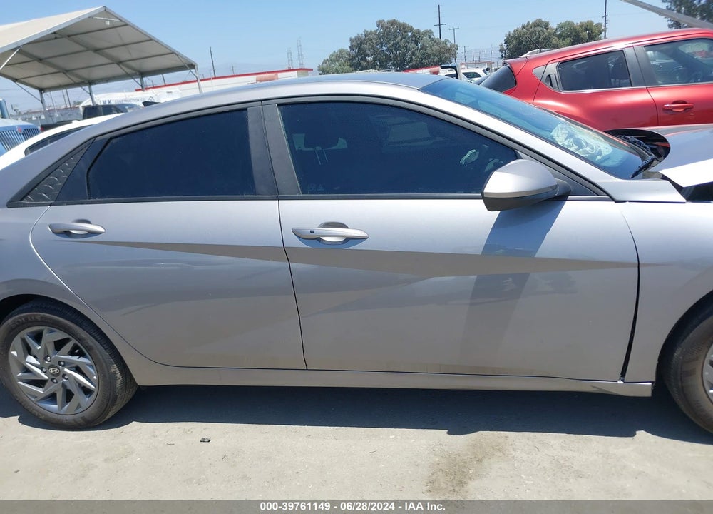 2024 HYUNDAI ELANTRA SEL VIN: KMHLM4DG2RU651504