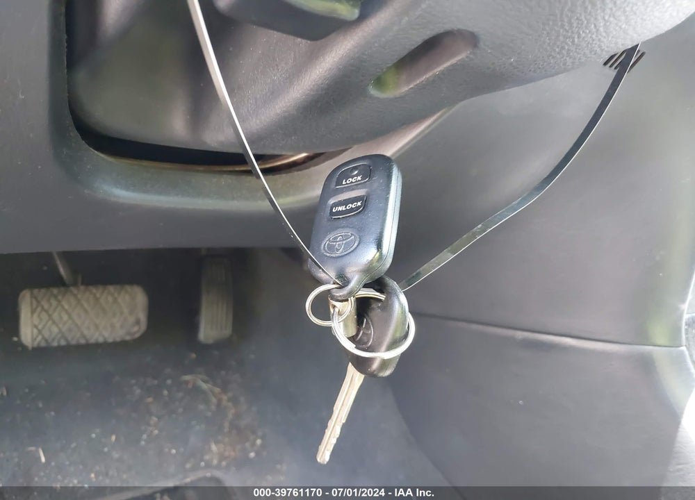 2007 TOYOTA COROLLA S VIN: 2T1BR32E57C793692