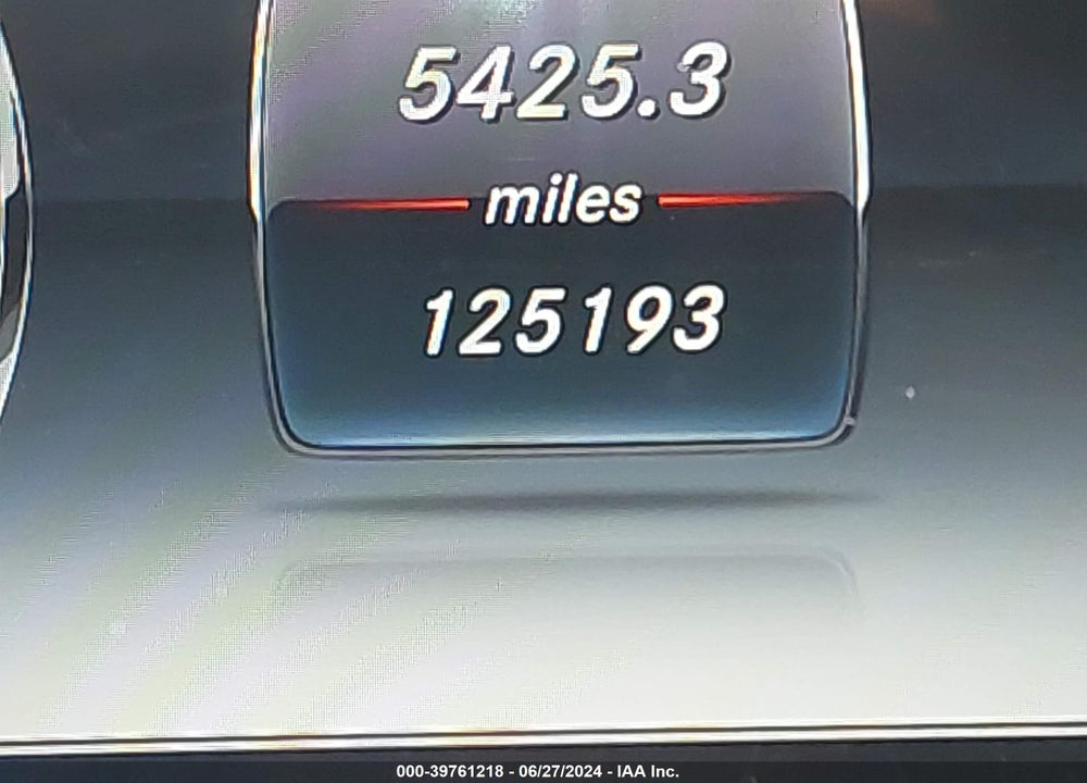2015 MERCEDES-BENZ S 550 VIN: WDDUG8CB4FA174803