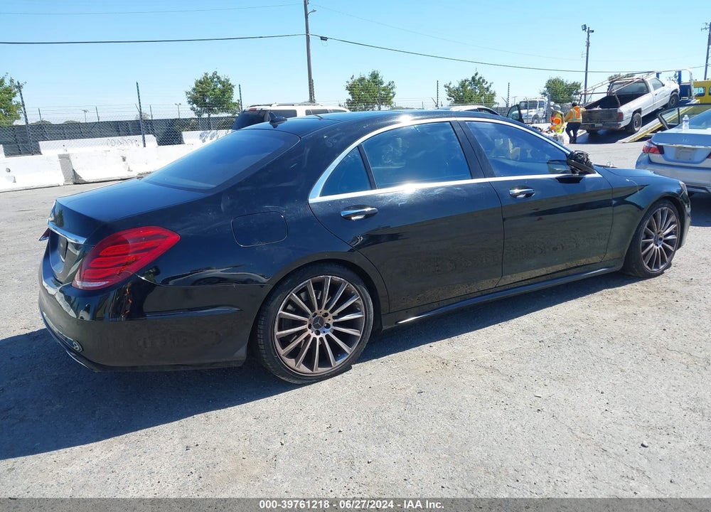 2015 MERCEDES-BENZ S 550 VIN: WDDUG8CB4FA174803