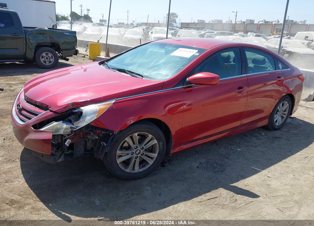 2014 HYUNDAI SONATA GLS VIN: 5NPEB4AC1EH853369