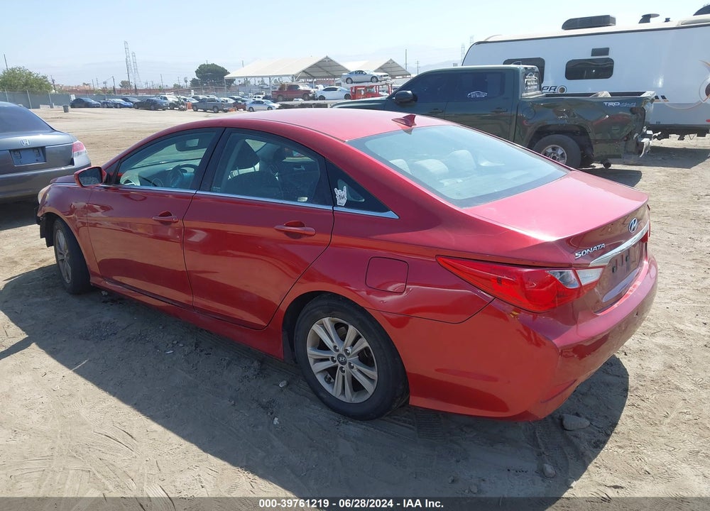 2014 HYUNDAI SONATA GLS VIN: 5NPEB4AC1EH853369