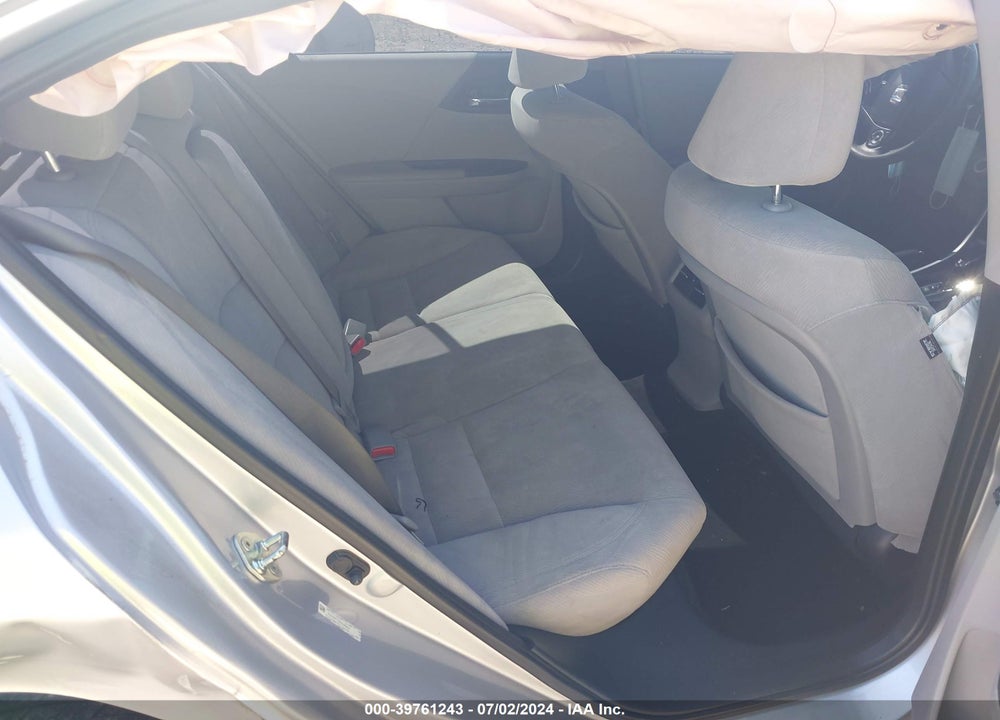 2013 HONDA ACCORD EX VIN: 1HGCR2F77DA110631