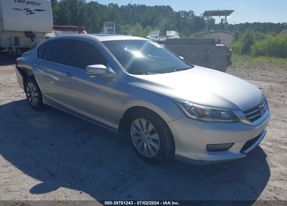 2013 HONDA ACCORD EX VIN: 1HGCR2F77DA110631