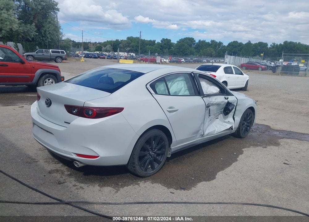 2024 MAZDA 3 2.5 S SELECT SPORT VIN: 3MZBPABM1RM404152