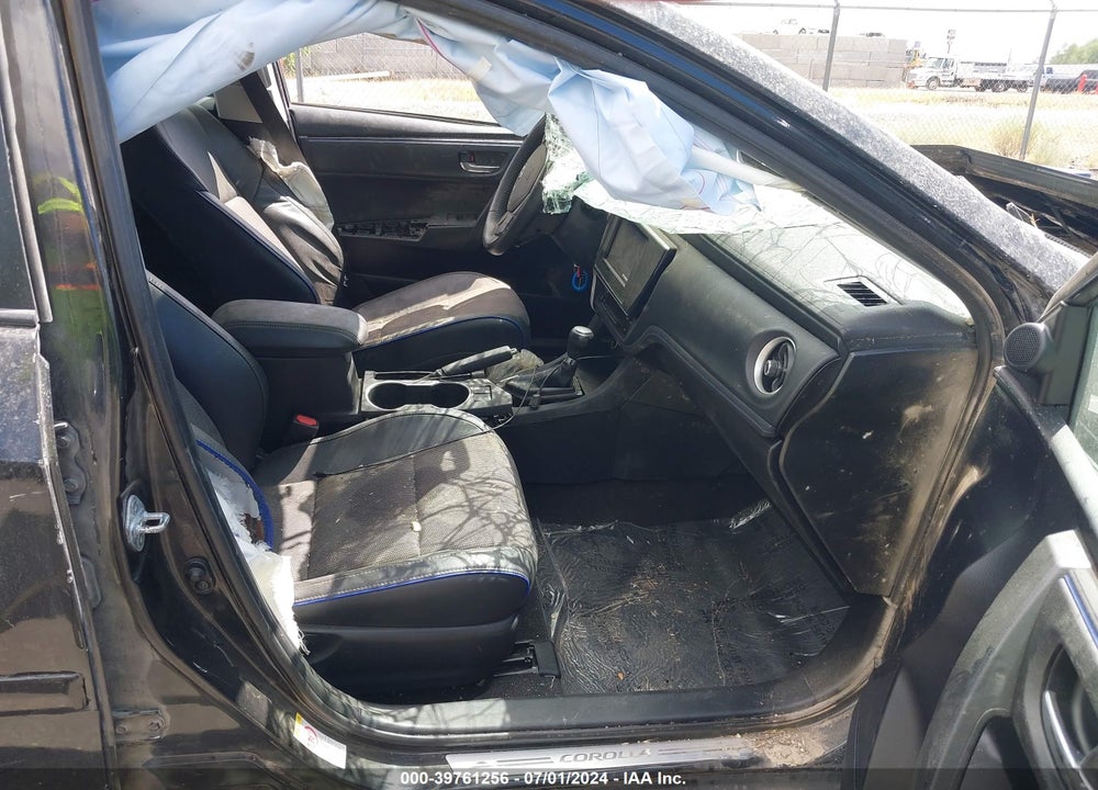2018 TOYOTA COROLLA L/LE/XLE/SE/XSE VIN: 2T1BURHE1JC073094