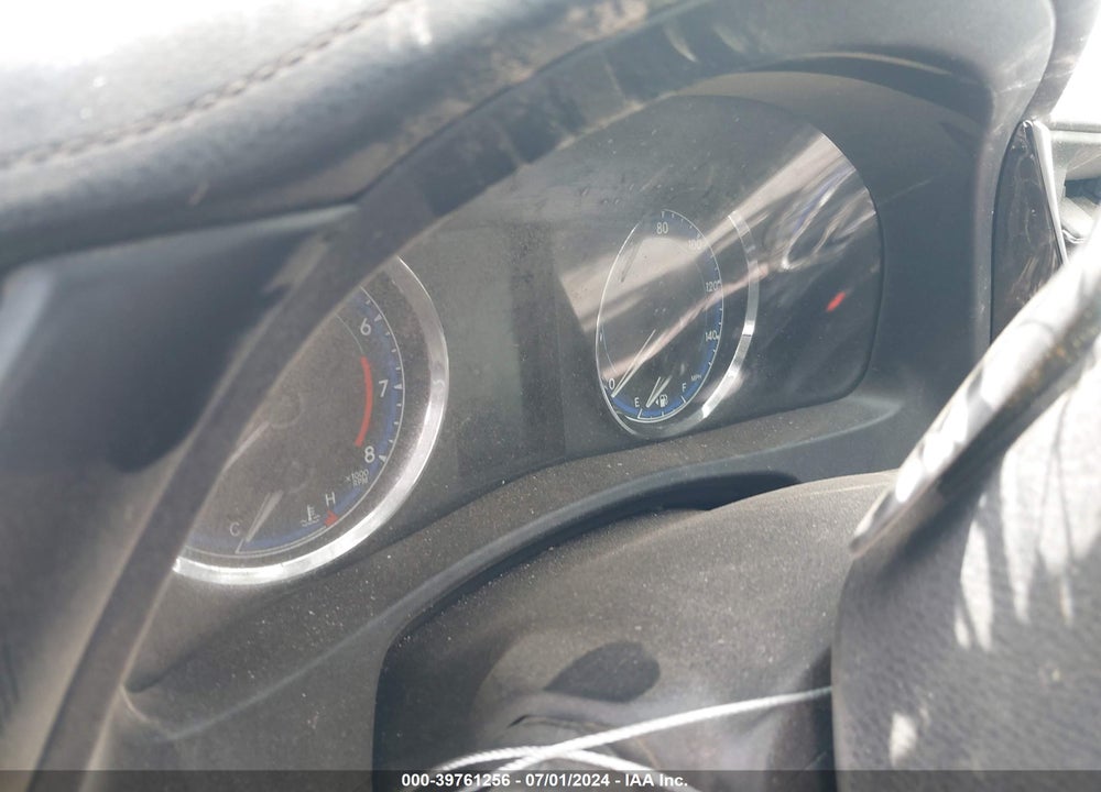 2018 TOYOTA COROLLA L/LE/XLE/SE/XSE VIN: 2T1BURHE1JC073094
