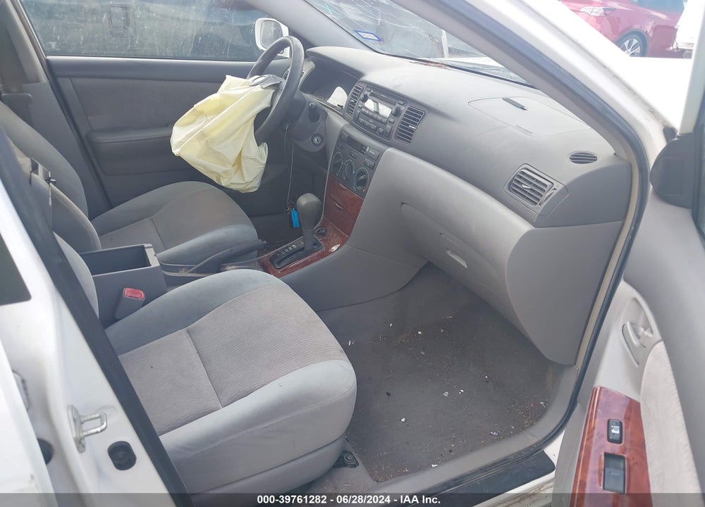 2008 TOYOTA COROLLA LE VIN: 1NXBR30E48Z944489
