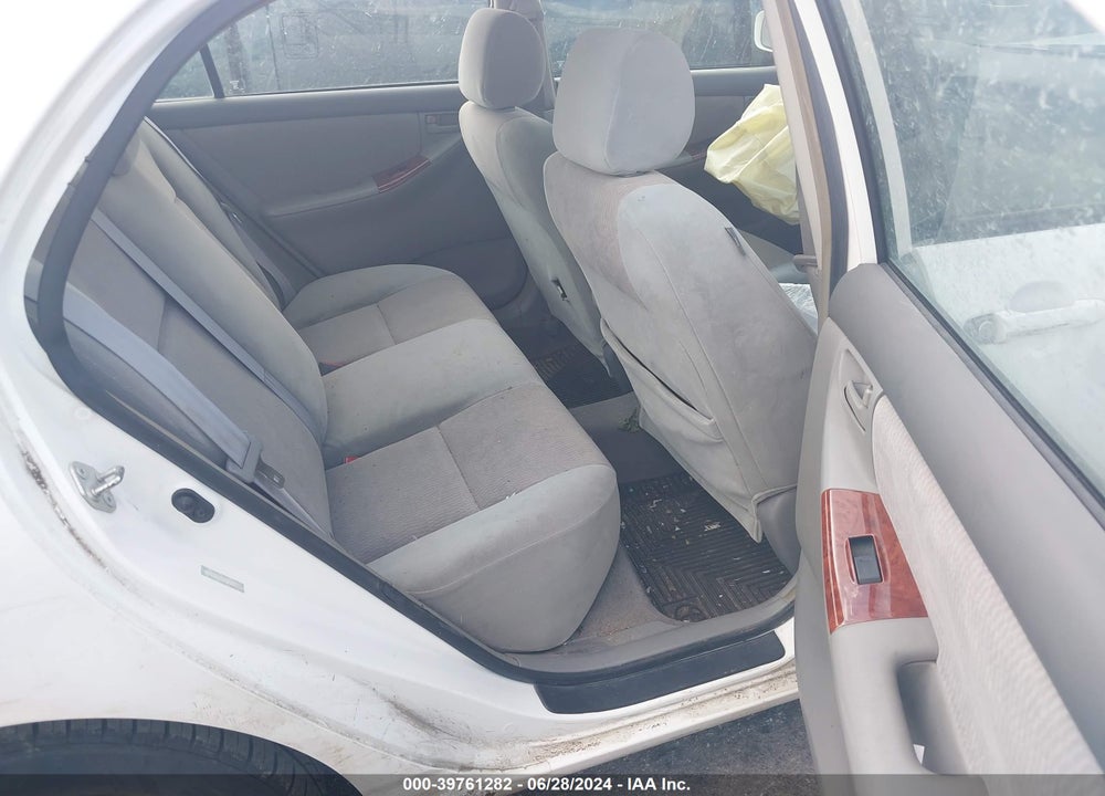 2008 TOYOTA COROLLA LE VIN: 1NXBR30E48Z944489