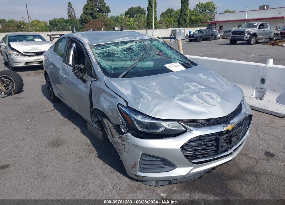 2019 CHEVROLET CRUZE LT VIN: 1G1BE5SM4K7115680