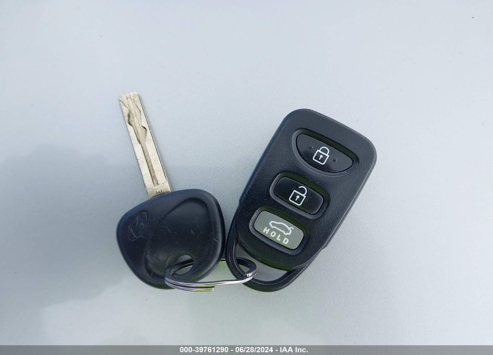 2012 HYUNDAI SONATA GLS VIN: 5NPEB4AC3CH337978