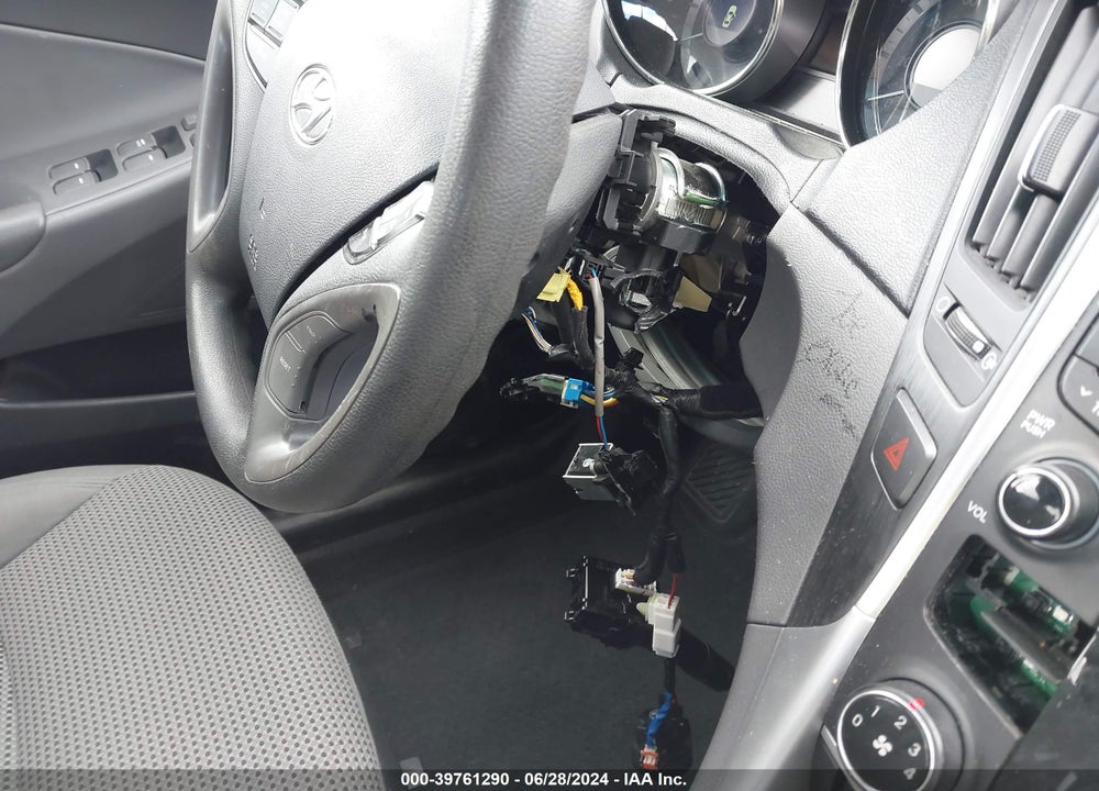 2012 HYUNDAI SONATA GLS VIN: 5NPEB4AC3CH337978