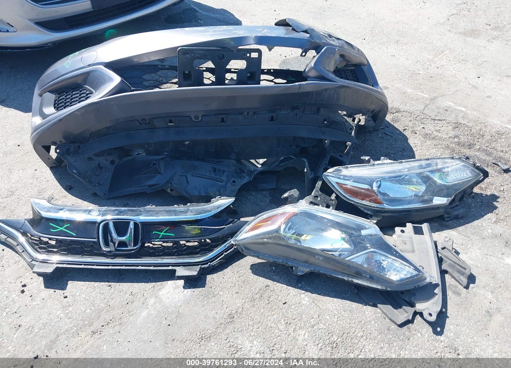 2019 HONDA FIT LX VIN: 3HGGK5H40KM752697