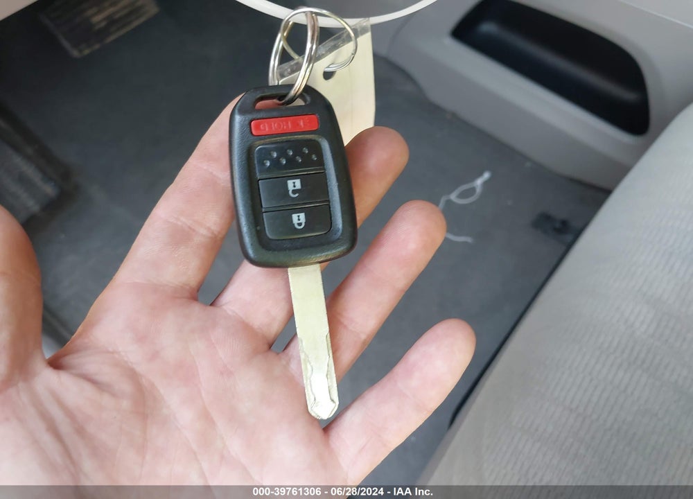 2014 HONDA CR-V LX VIN: 2HKRM4H31EH723013