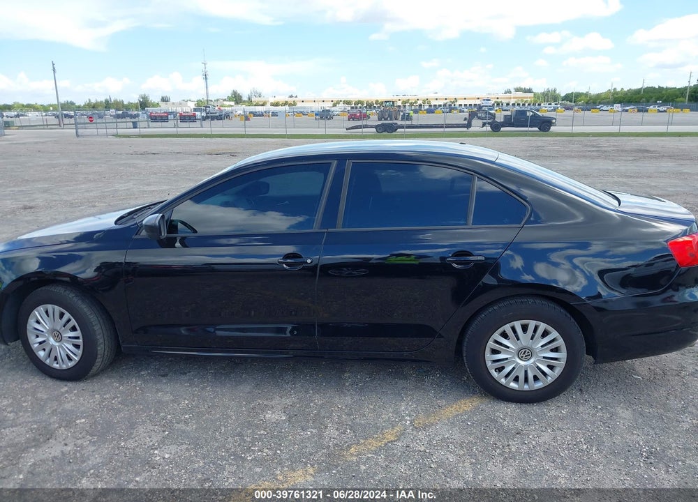 2014 VOLKSWAGEN JETTA 2.0L S VIN: 3VW2K7AJ7EM380474