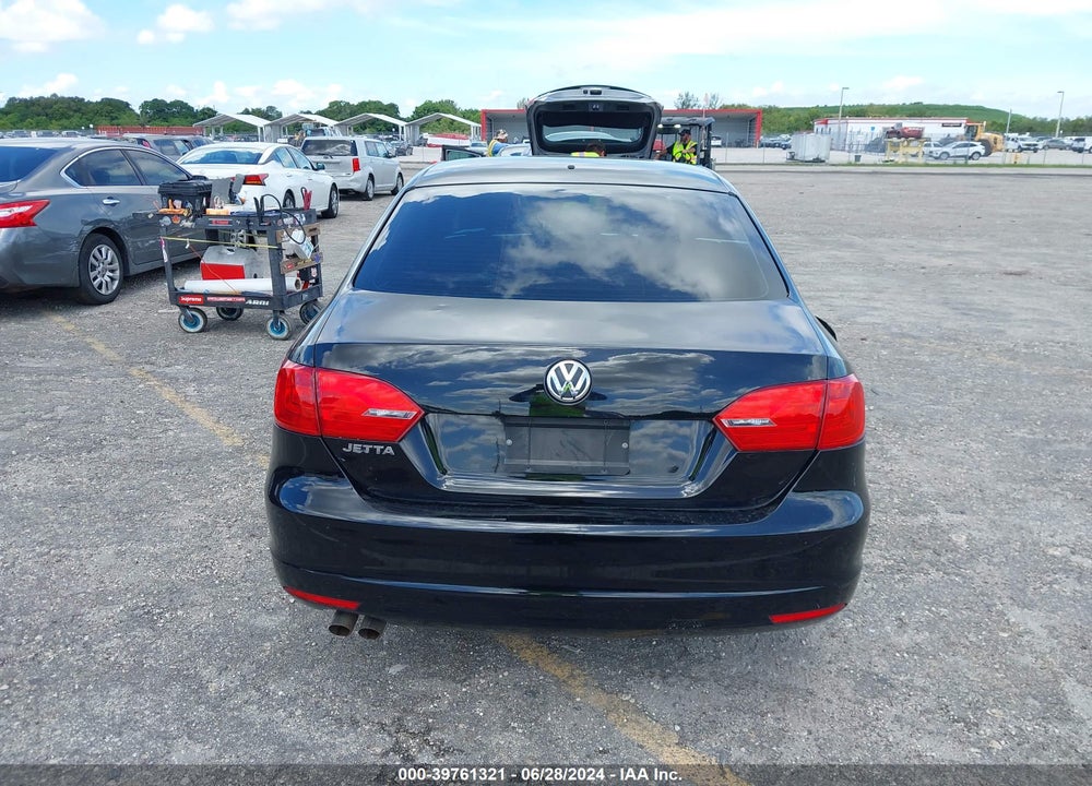 2014 VOLKSWAGEN JETTA 2.0L S VIN: 3VW2K7AJ7EM380474