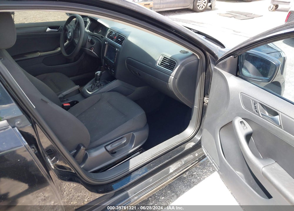 2014 VOLKSWAGEN JETTA 2.0L S VIN: 3VW2K7AJ7EM380474