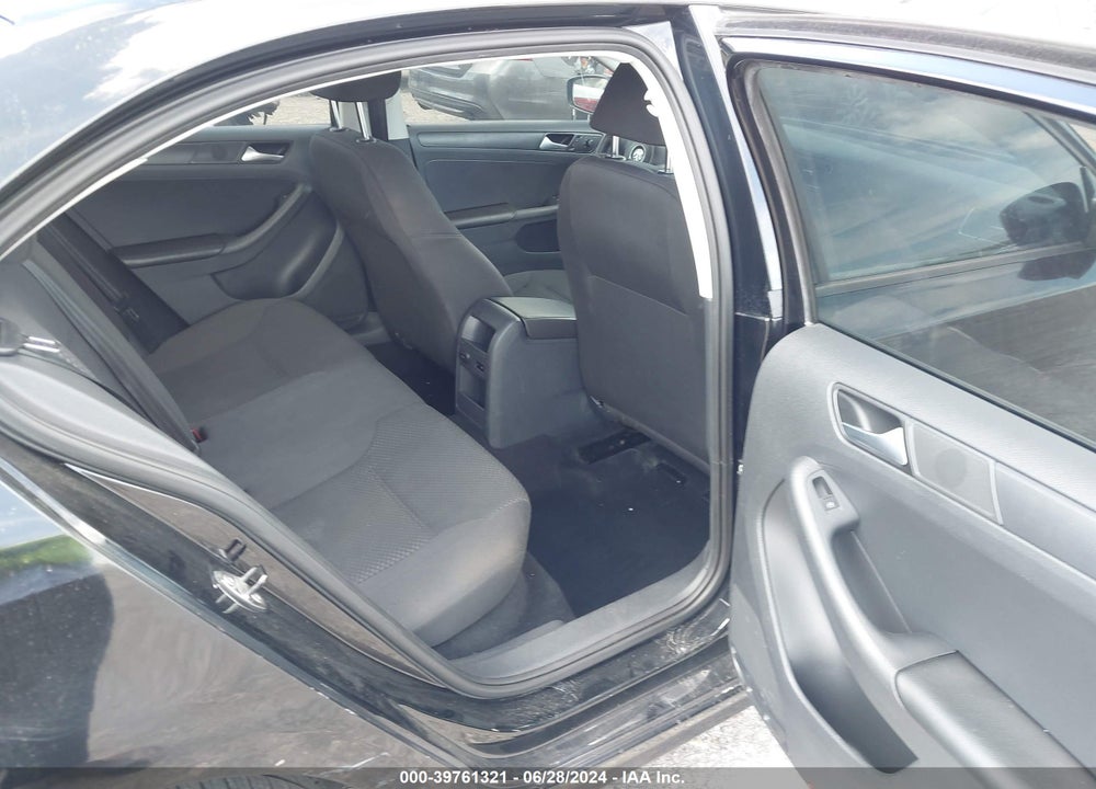 2014 VOLKSWAGEN JETTA 2.0L S VIN: 3VW2K7AJ7EM380474