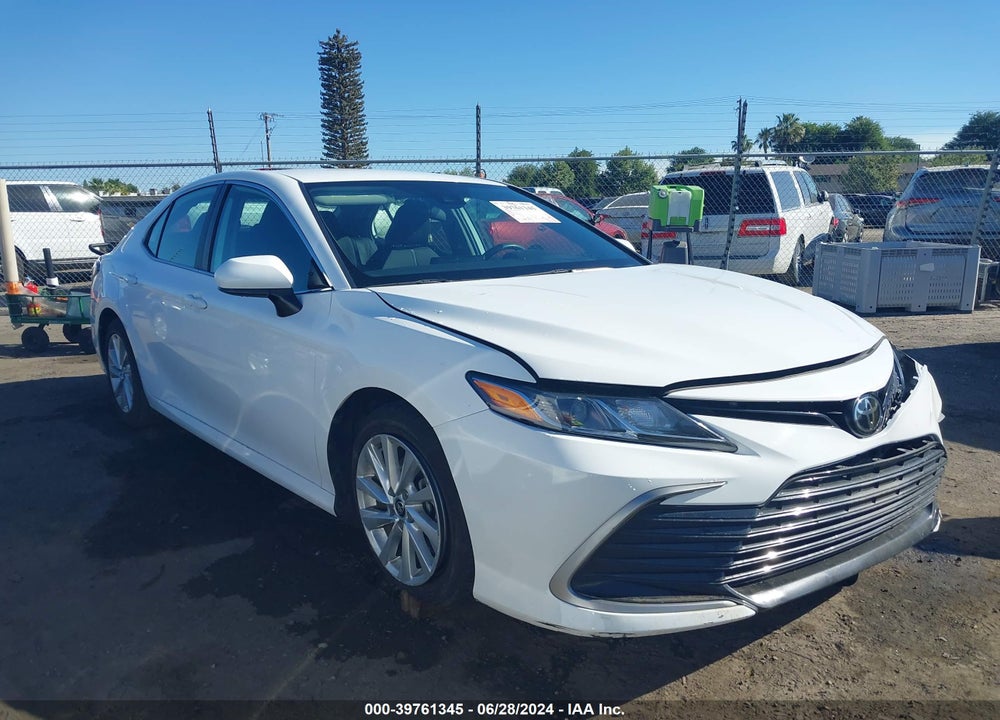 2021 TOYOTA CAMRY LE VIN: 4T1C11AK8MU428389