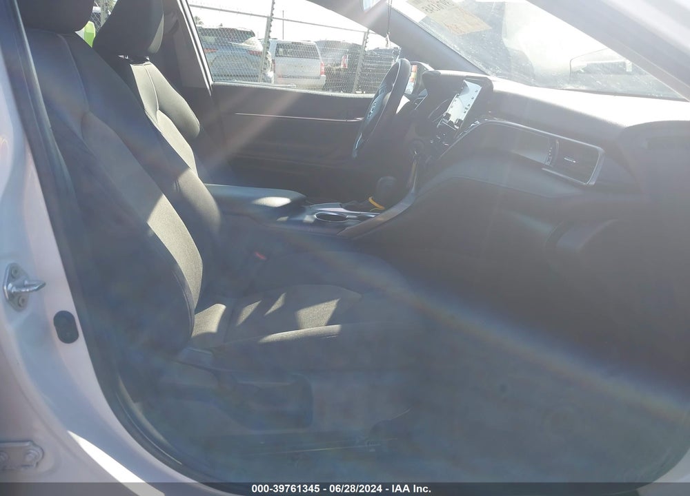 2021 TOYOTA CAMRY LE VIN: 4T1C11AK8MU428389