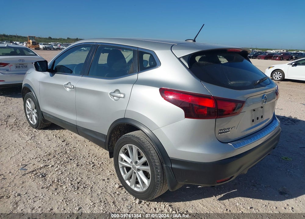 2018 NISSAN ROGUE SPORT VIN: JN1BJ1CP9JW108462