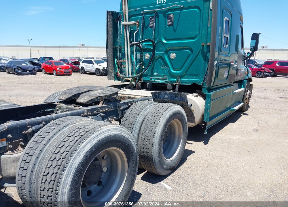 2015 FREIGHTLINER CASCADIA 125 VIN: 3AKJGLD57FSGC8115