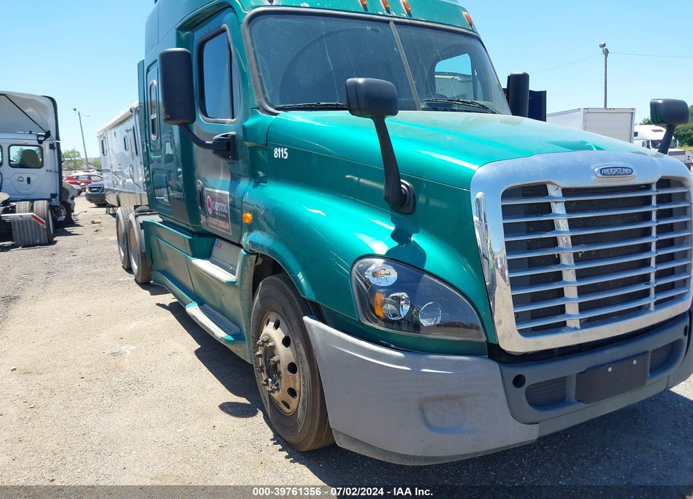 2015 FREIGHTLINER CASCADIA 125 VIN: 3AKJGLD57FSGC8115